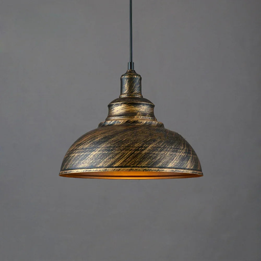 lampe suspendue industrielle rétro noir texture métallique striée salon chambrehôtel