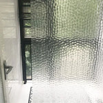 rideau douche blanc motif hexagonal relief moderne transparent métallique