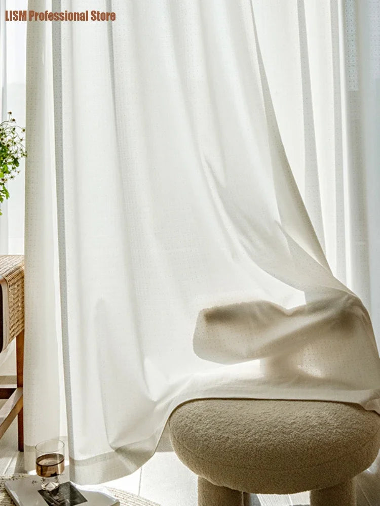 rideau blanc semi transparent moderne motif géométrique fin fenêtre salon maison