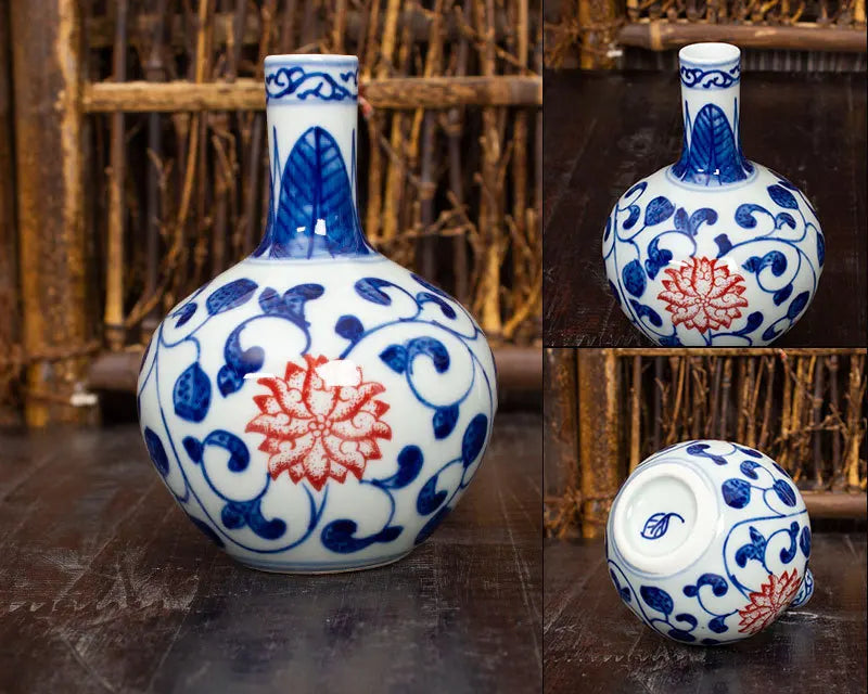 Vase en céramique bleu et blanc peint à la main