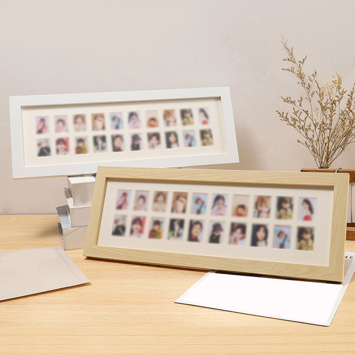 cadres photo standing rectangulaires blancs beiges minimalistes modernes transparents décoration maison portraits