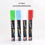 tableau noir suspendu décoration manuscrit coloré stylos l'eau chiffons humides cadre bois opaque