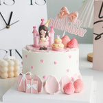 décoration gâteau anniversaire fille château coeurs figurines festives blanc rose