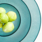 assiettes verre rayées vert clair moderne élégantes décoration table grande capacité