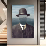 tableau moderne son of man ren magritte noir blanc gris bleu vert marron orange