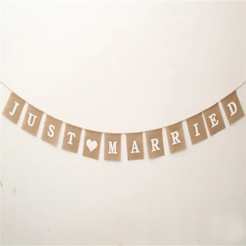 guirlande bannières toile jute rustique lettres JUST MARRIED coeur blanc anniversaire mariage noel nouvel