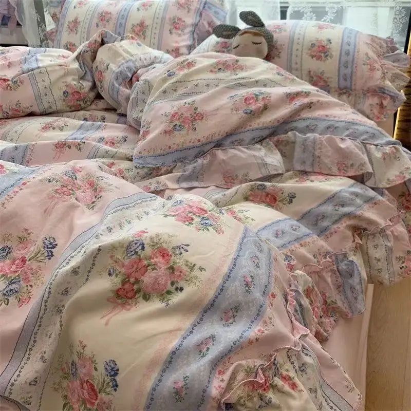 parure lit vintage fleurs roses bleu pastel drap housse couette taies oreiller coton