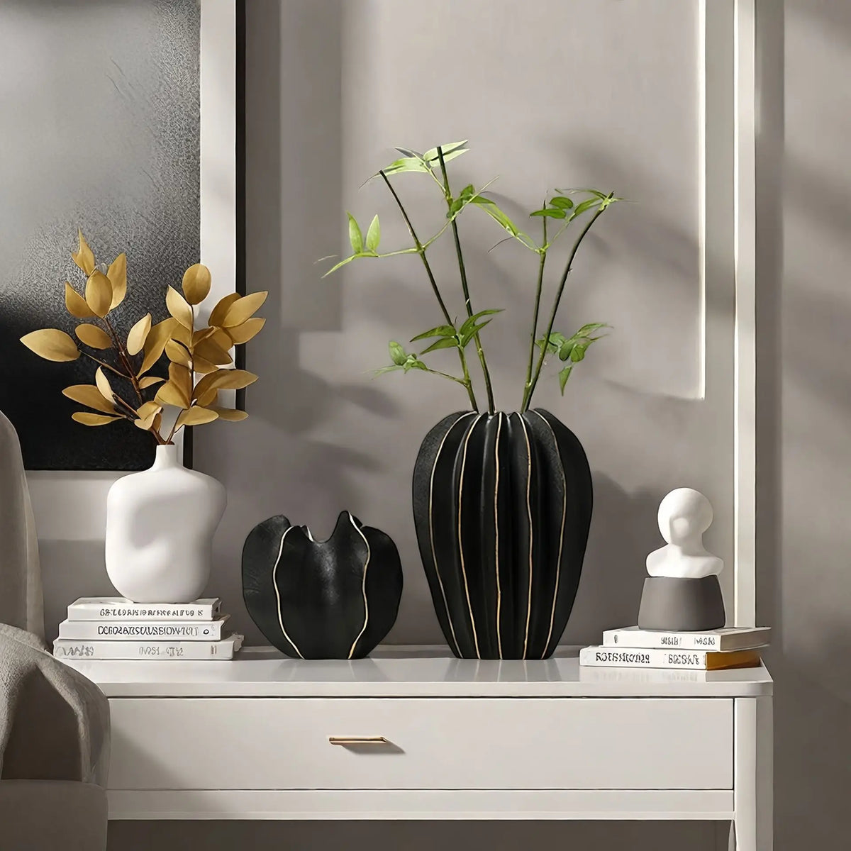 vases modernes noir blanc rayures dorées opaques terrarium décoration maison fleurs table