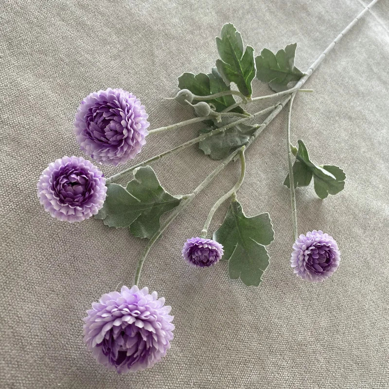 décoration intérieure bouquet artificiel fleurs chrysanthèmes feuilles vertes moderne or rose violet