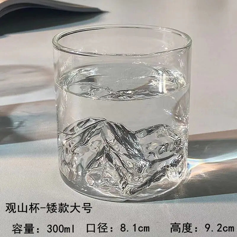 carafe vin transparente montagne dorée moderne 1,5 litre aérateur intégré