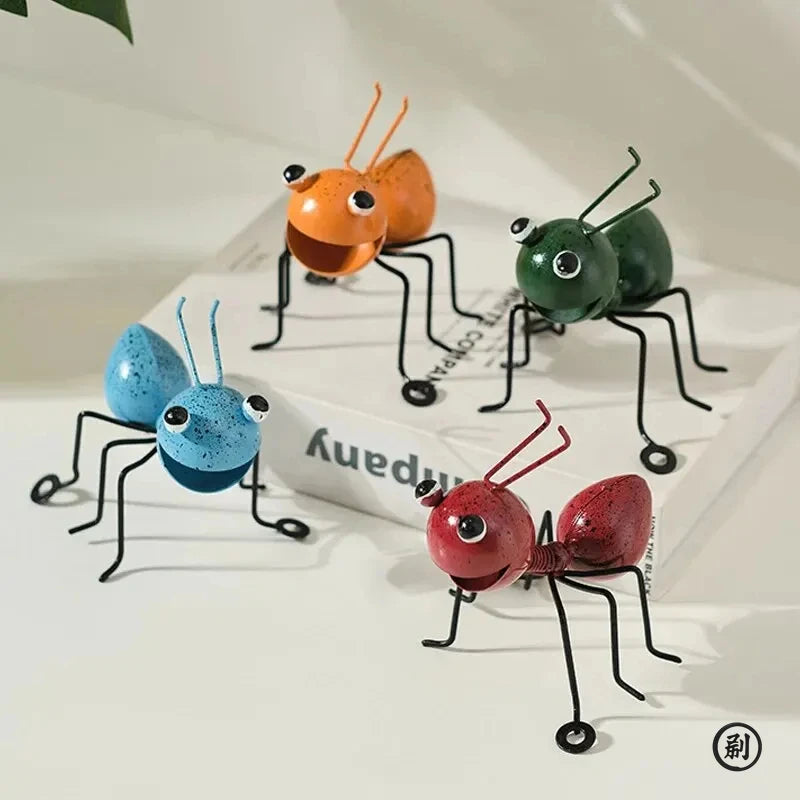 figurines insectes rouge vert bleu orange clips métal brillance artisanal jardin intérieur extérieur