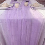 nappe décorative rose blanche couteaux fourchettes verres bougies semi transparent festive élégante plissée tissu