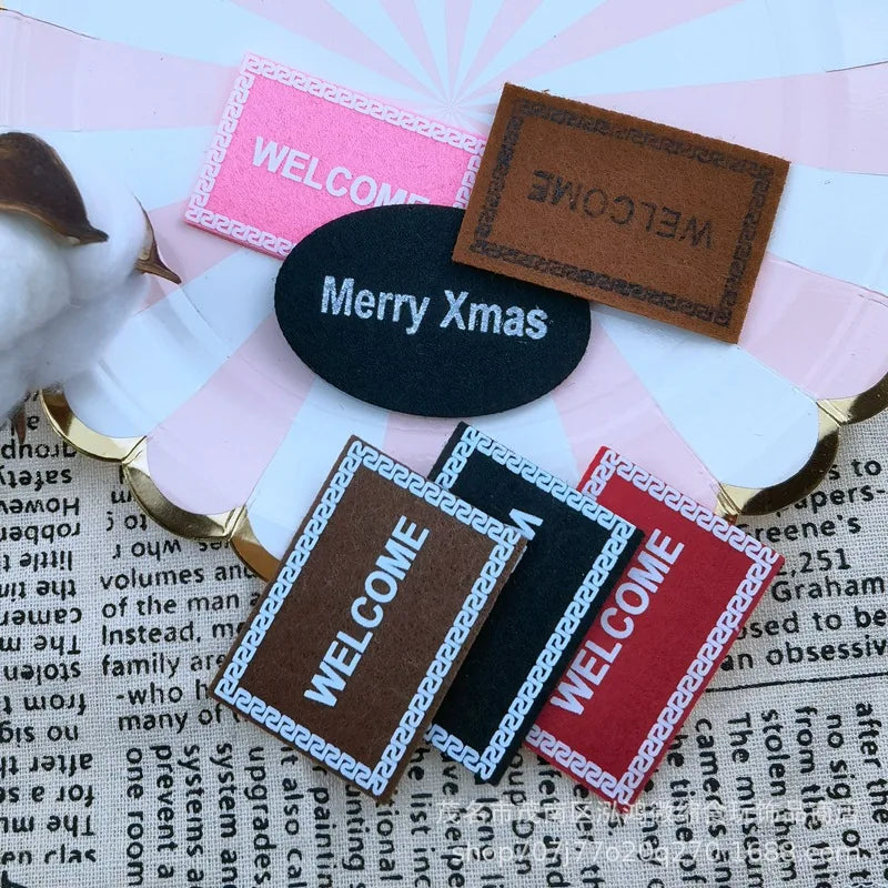 patchs festifs noel decoration textile noir marron rose rouge beige inscriptions bien argenté vintage