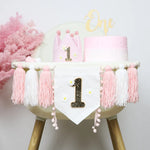 guirlande décoration enfantine couronne fleurs blanches pompons roses numéro doré margarita