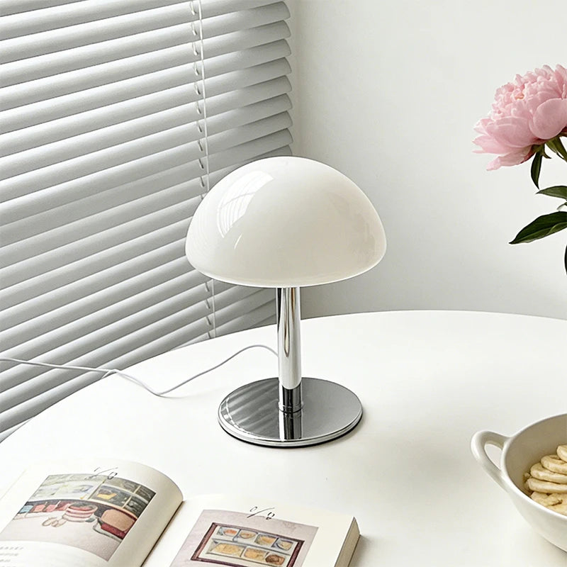 lampe poser moderne jaune blanc contemporain interrupteur tactile verre fer alimentation usb