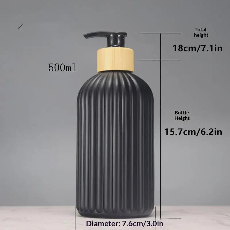 flacons savon liquide noir blanc rayures verticales moderne minimaliste pompe pression bouchons bois 500ml