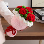 bouquet main fleurs artificielles roses tournesols decoration intérieure Saint Valentin mariage anniversaire