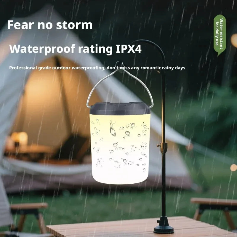 lampe camping portable led blanc noir moderne anneau métallique fixe ambiance extérieur