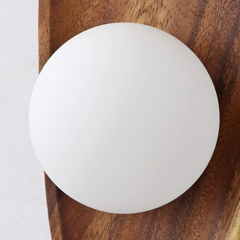 lampes murales modernes minimaliste bois marron foncé éclairage quotidien led fixées mur transparentes