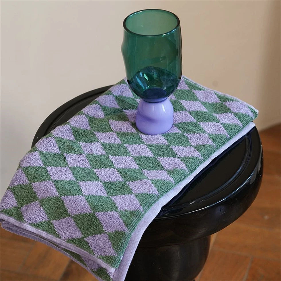 serviettes coton carreaux géométriques vert violet jaune rose rapide machine moderne