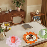 serviettes table modernes fleurs stylisées orange rose vert adhésives polyester