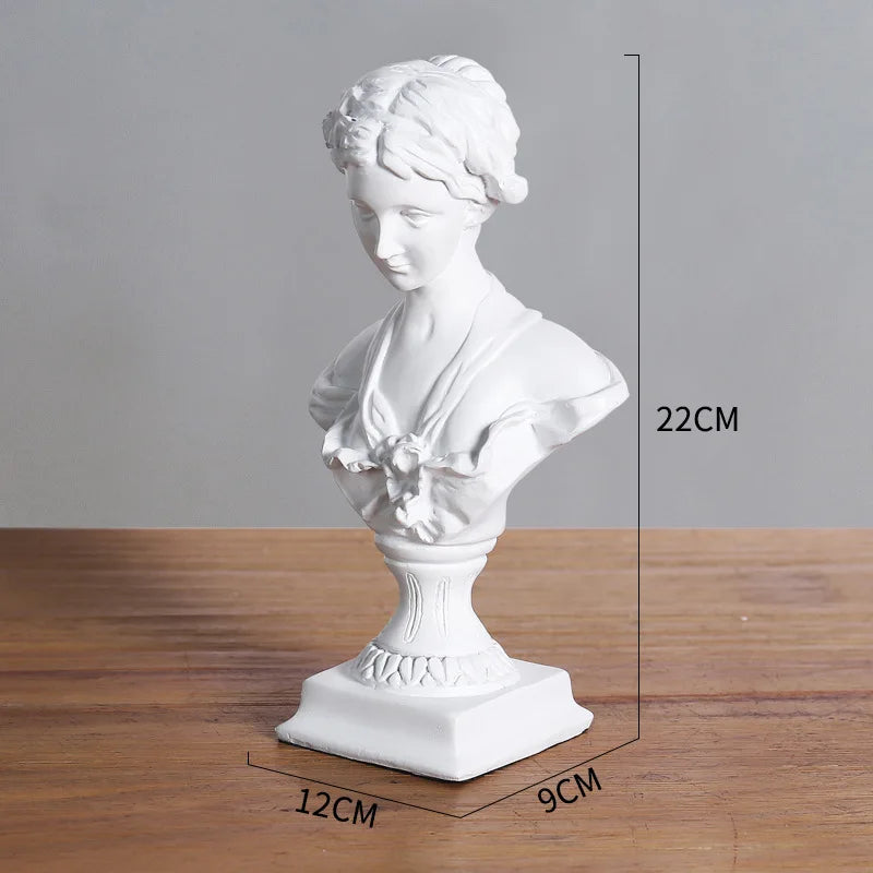 statue déesse vénus résine blanche effet vieilli relief floral base architecturale decoration intérieure antique