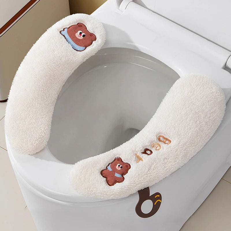 couvre siege toilette peluche blanc jaune imprimé chien doux decoratif anneaux métalliques salle bain