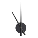 horloge murale moderne mécanisme aiguille métal doré argenté minimaliste nature morte