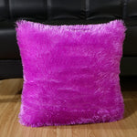housse coussin peluche douce violet rouge vert blanc moderne décoration canapé maison salon
