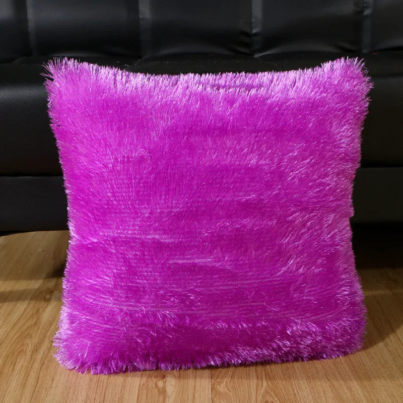 housse coussin peluche douce violet rouge vert blanc moderne décoration canapé maison salon