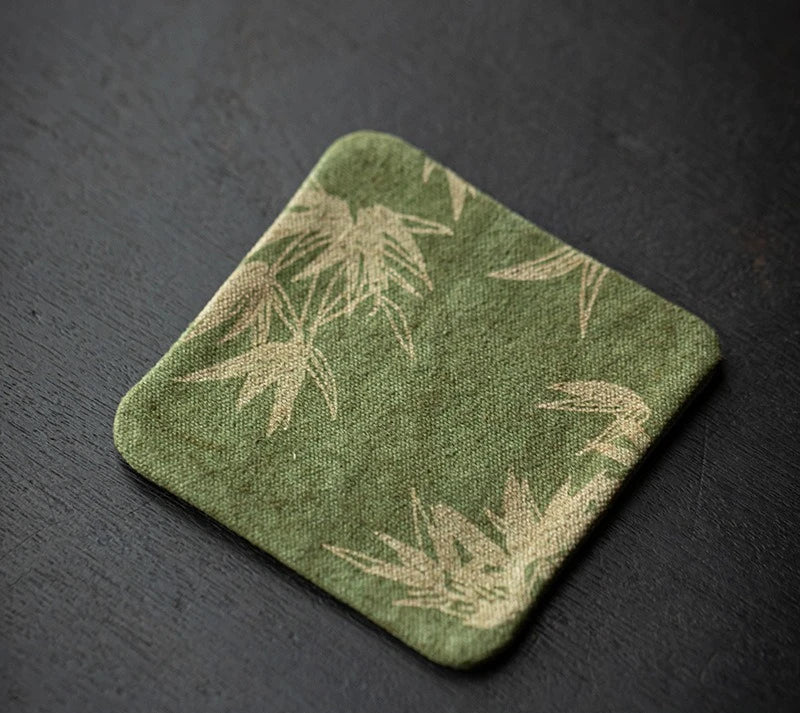 serviettes table imprimées florales marron vert bleu respectueuses environnement traditionnelles