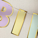 guirlande lettres anniversaire violet jaune vert pastel lettres dorées moderne festif clips