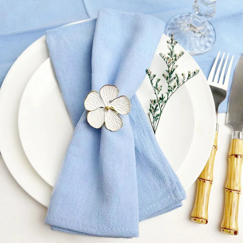 lot 70 serviettes pliées coton bleu clair rose pâle plissées clips métalliques classiques