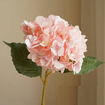 bouquet artificiel hortensia bleu clair blanc rose pâle vert clair moderne minimalisteintérieur decoration