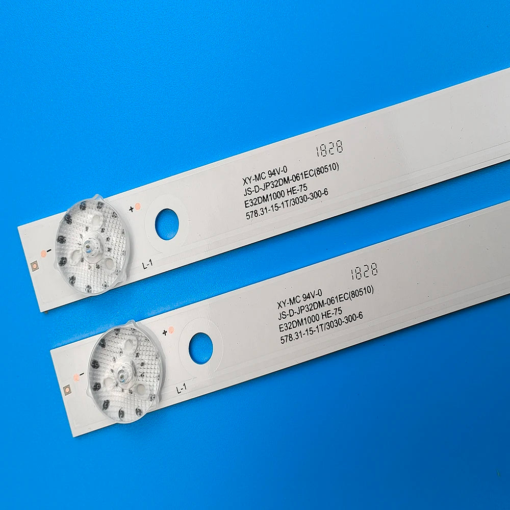 bande lumineuse led blanc ronde translucent moderne connecteurs électriques câbles