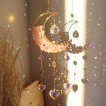 mobile mural boho chic or noir cristaux translucides étoiles dorées pierres semi précieuses decoration