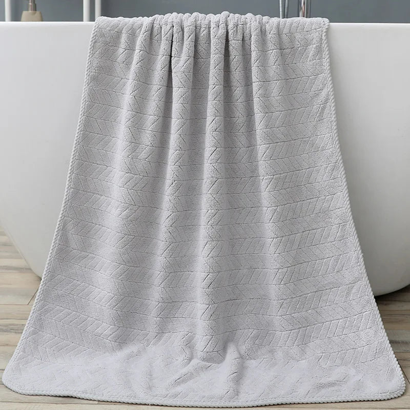 serviette bain absorption rapide séchage velours microfibre motif géométrique couleurs multiples moderne