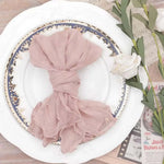 serviette table rose pâle texture ondulée ruban jute fleur blanche rustique polyester coton pastorale