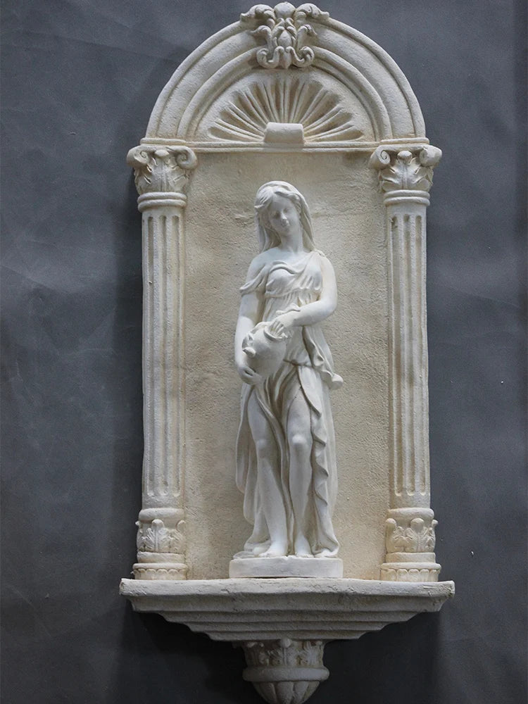décoration murale extérieure statue classique antique grise sculptée détaillée bar patio