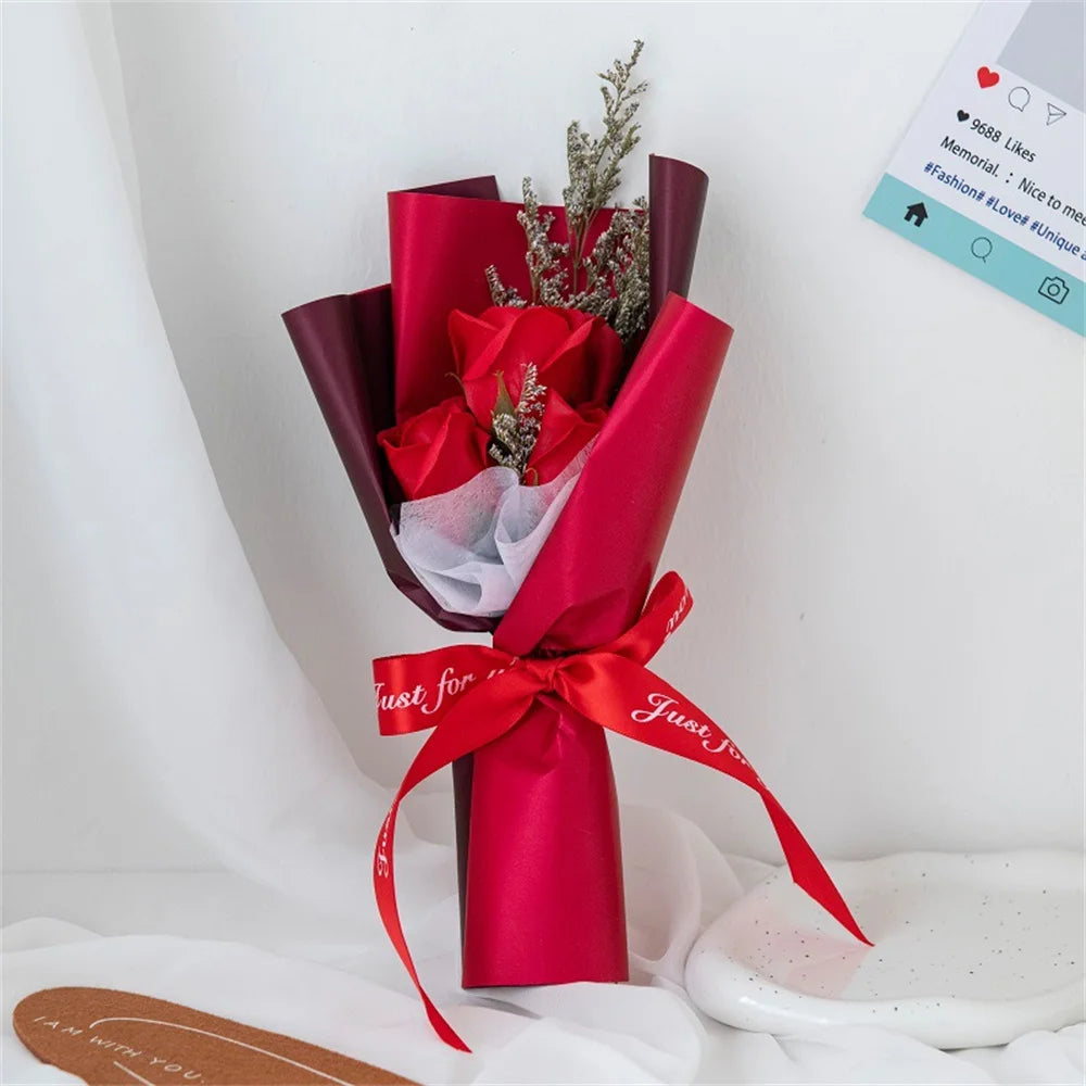bouquet fleurs artificielles rouge rose violet mariage décoration intérieure moderne ruban satin