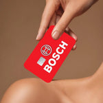 étui carte bancaire adhésif waterproof moderne logo bosch blanc fond noir points cartes crédit
