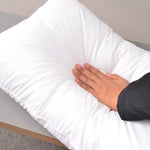 coussins décoratifs carrés blancs texture lisse moderne 40x40cm coton polyester