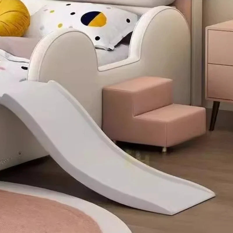 lit enfant toboggan simili cuir beige rose doux moderne tapis rond coussins