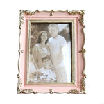 Cadre photo ornements dorés classique rose clair bleu clair décoration table adultes