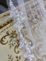 voile mariée blanc dentelle broderies élégante translucide clips métalliques femme classique accessoire mariage luxueux