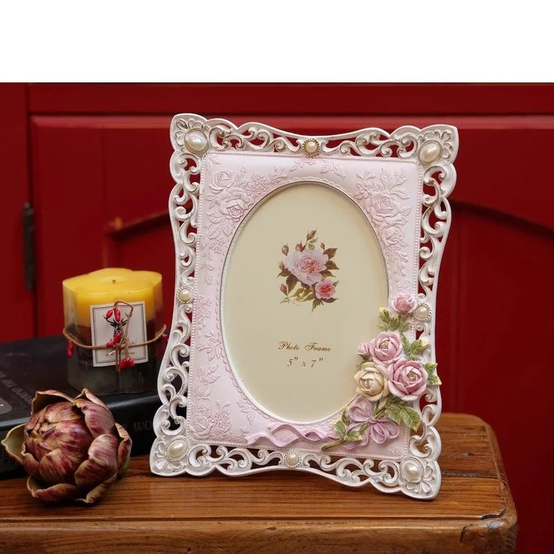 cadre photo vintage rose blanc fleurs résine maison décoration romantique ancien