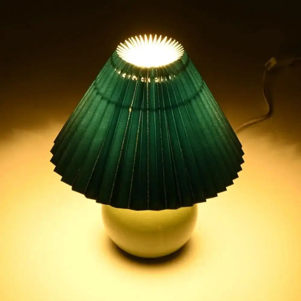 lampe table moderne abat jour plissé rouge blanc vert beige bleu clair rose noir