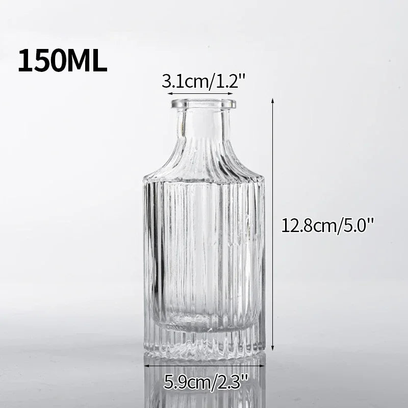 vases décoratifs modernes transparents rayures vertes fleurs maison table mariage