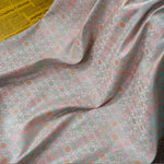 tissu brocart polyester gris rose vert d'eau beige motifs floraux geometriques resistant decoratif