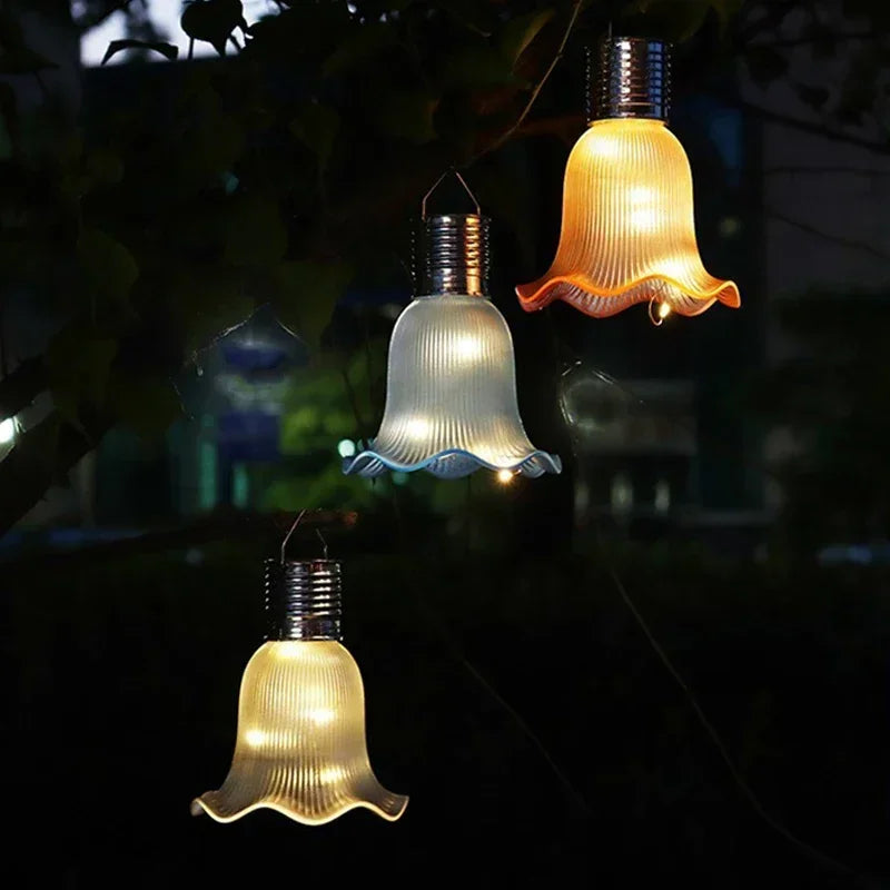 ampoule led solaire moderne bleu blanc panneau solaire intégré rayures verticales transparente festive camping